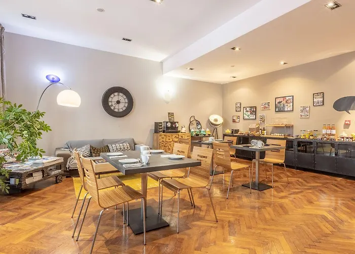 Urban Style Centre De La Presse 3*