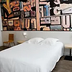 Urban Style Centre De La Presse Hotel