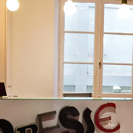 Urban Style Centre De La Presse Отель Бордо