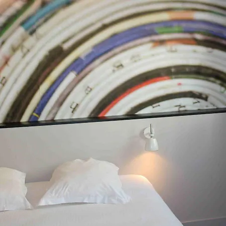 Urban Style Centre De La Presse Отель 3*