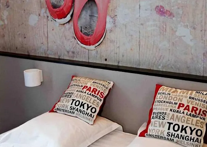 Urban Style Centre De La Presse 3* 보르도